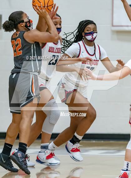Thumbnail 3 in South View @ Terry Sanford photogallery.