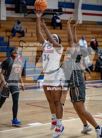 Thumbnail 3 in South View @ Terry Sanford photogallery.