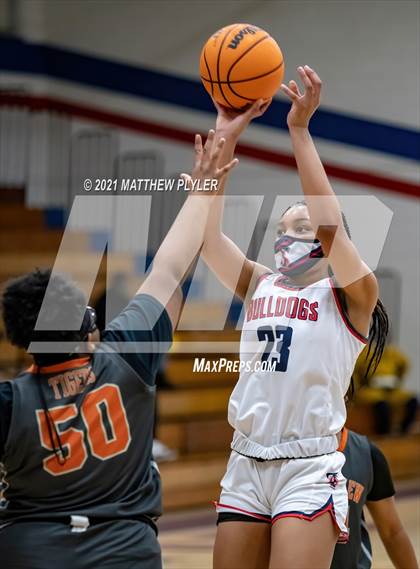 Thumbnail 3 in South View @ Terry Sanford photogallery.