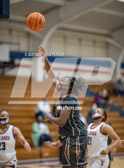 Thumbnail 3 in South View @ Terry Sanford photogallery.