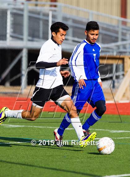 Thumbnail 2 in Springtown vs Dunbar (EMSISD X-Town Shootout) photogallery.