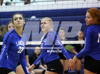 Thumbnail 3 in Utica vs L'Anse Creuse photogallery.