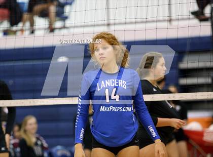 Thumbnail 2 in Utica vs L'Anse Creuse photogallery.