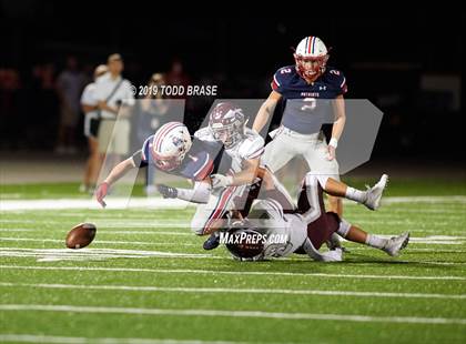Thumbnail 1 in Jefferson County vs. Dobyns-Bennett photogallery.