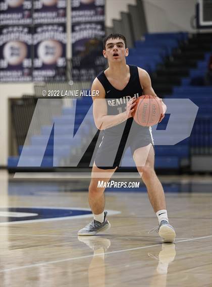 Thumbnail 1 in Grand Rapids vs. Bemidji photogallery.