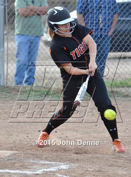 Thumbnail 2 in Taos @ McCurdy (Game 2) photogallery.
