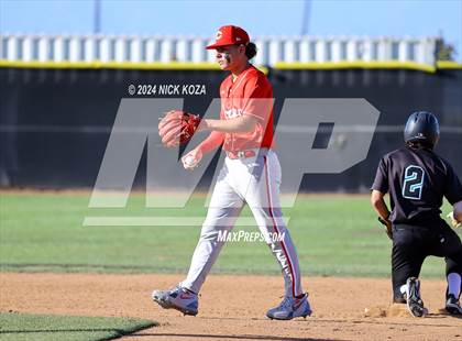 Thumbnail 1 in Corona vs. Santiago photogallery.