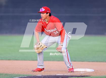 Thumbnail 2 in Corona vs. Santiago photogallery.
