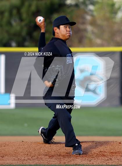 Thumbnail 3 in Corona vs. Santiago photogallery.