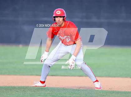 Thumbnail 3 in Corona vs. Santiago photogallery.