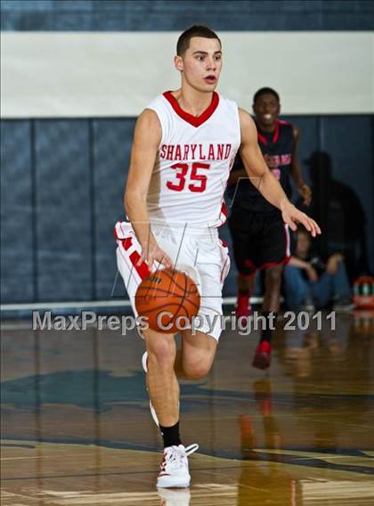 Thumbnail 1 in South Houston vs Sharyland (McDonald's Texas Invitational) photogallery.