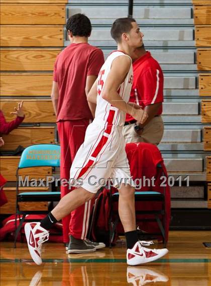 Thumbnail 2 in South Houston vs Sharyland (McDonald's Texas Invitational) photogallery.