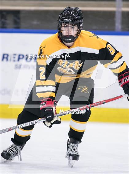 Thumbnail 2 in St. Anthony's vs St Joseph's Collegiate Institute (NYSCHSAA Division A Final) photogallery.