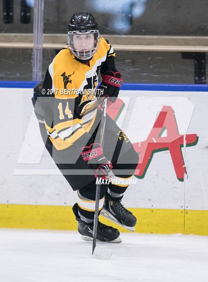 Thumbnail 3 in St. Anthony's vs St Joseph's Collegiate Institute (NYSCHSAA Division A Final) photogallery.