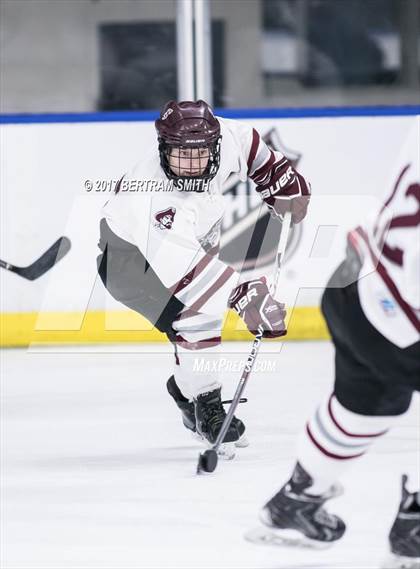 Thumbnail 3 in St. Anthony's vs St Joseph's Collegiate Institute (NYSCHSAA Division A Final) photogallery.