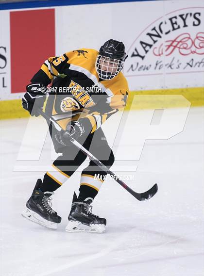 Thumbnail 3 in St. Anthony's vs St Joseph's Collegiate Institute (NYSCHSAA Division A Final) photogallery.