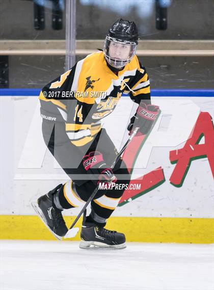 Thumbnail 3 in St. Anthony's vs St Joseph's Collegiate Institute (NYSCHSAA Division A Final) photogallery.