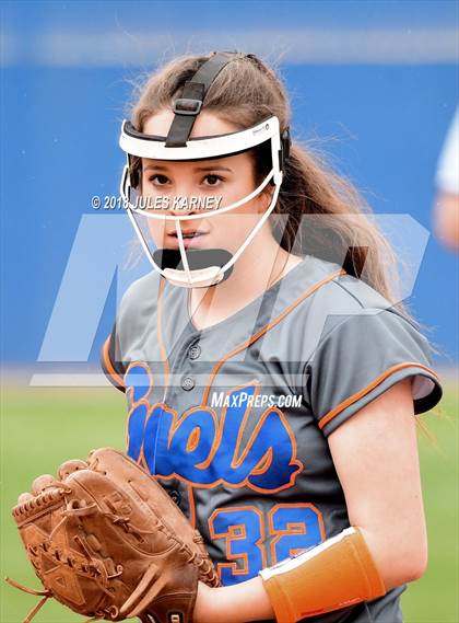 Thumbnail 1 in Savanna vs Bishop Gorman photogallery.
