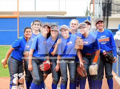 Thumbnail 2 in Savanna vs Bishop Gorman photogallery.