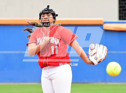 Thumbnail 2 in Savanna vs Bishop Gorman photogallery.