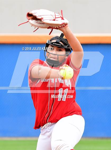 Thumbnail 3 in Savanna vs Bishop Gorman photogallery.