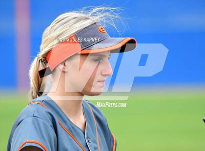 Thumbnail 2 in Savanna vs Bishop Gorman photogallery.