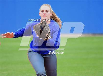Thumbnail 1 in Savanna vs Bishop Gorman photogallery.