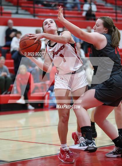 Thumbnail 3 in Westfall @ Logan Elm photogallery.