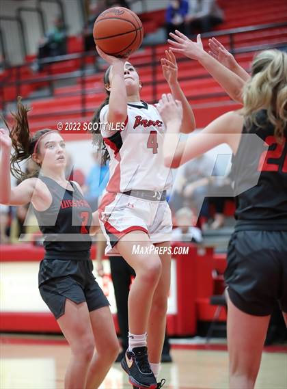 Thumbnail 1 in Westfall @ Logan Elm photogallery.