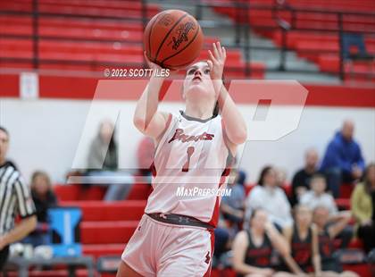 Thumbnail 1 in Westfall @ Logan Elm photogallery.