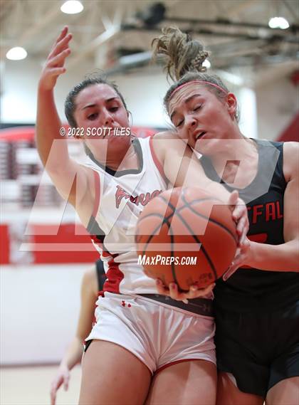 Thumbnail 3 in Westfall @ Logan Elm photogallery.