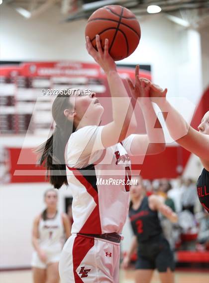 Thumbnail 1 in Westfall @ Logan Elm photogallery.
