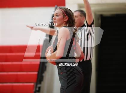 Thumbnail 1 in Westfall @ Logan Elm photogallery.