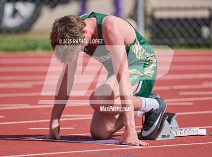 Thumbnail 1 in Rosehill Eagle Relays (400M) photogallery.
