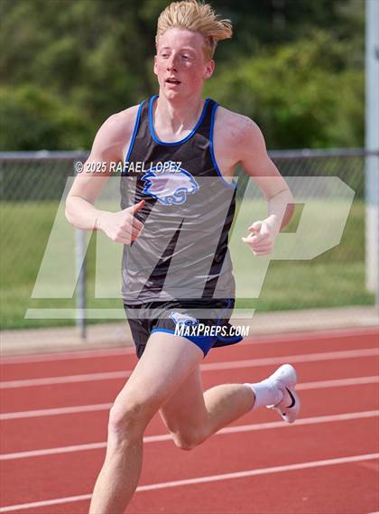 Thumbnail 3 in Rosehill Eagle Relays (400M) photogallery.