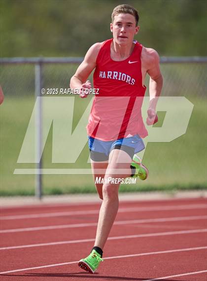 Thumbnail 1 in Rosehill Eagle Relays (400M) photogallery.