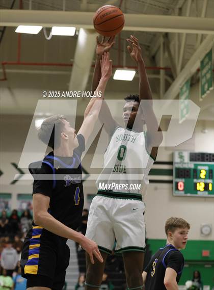 Thumbnail 1 in Fort Wayne Blackhawk Christian @ Fort Wayne South Side photogallery.