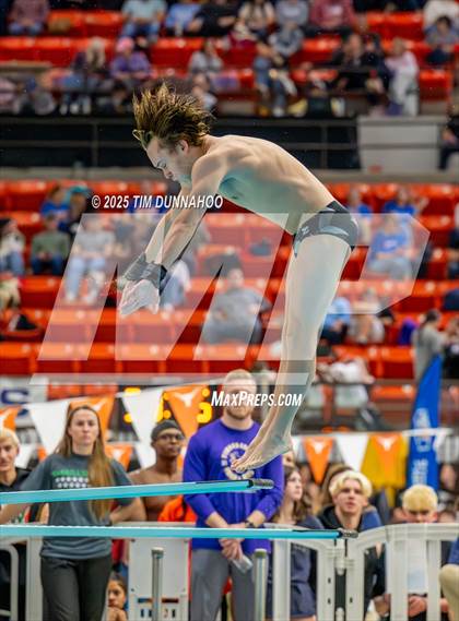 Thumbnail 3 in UIL 6A Swimming & Diving Finals (Diving) photogallery.