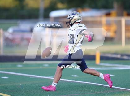 Thumbnail 3 in Granby @ Salem (Scrimmage) photogallery.