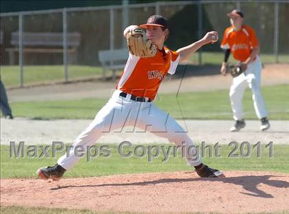 Thumbnail 2 in Stonington @ Montville (CIAC Class M Semifinal) photogallery.