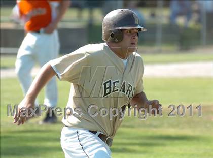 Thumbnail 2 in Stonington @ Montville (CIAC Class M Semifinal) photogallery.