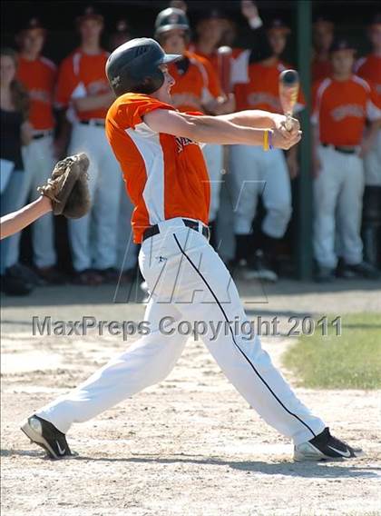 Thumbnail 2 in Stonington @ Montville (CIAC Class M Semifinal) photogallery.