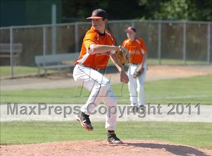 Thumbnail 3 in Stonington @ Montville (CIAC Class M Semifinal) photogallery.