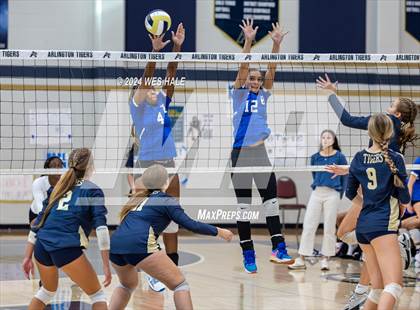 Thumbnail 2 in Harding Academy @ Arlington photogallery.