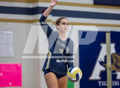 Thumbnail 2 in Harding Academy @ Arlington photogallery.