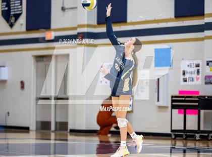 Thumbnail 2 in Harding Academy @ Arlington photogallery.