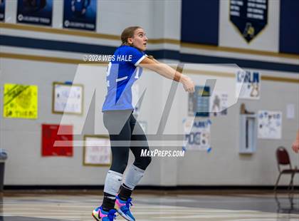 Thumbnail 3 in Harding Academy @ Arlington photogallery.