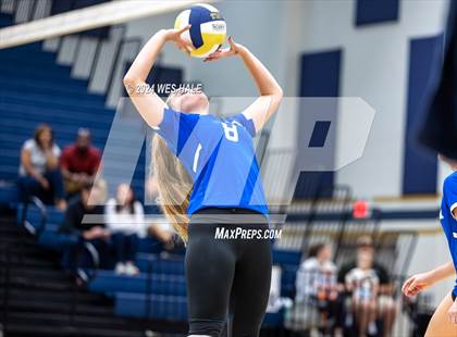 Thumbnail 1 in Harding Academy @ Arlington photogallery.