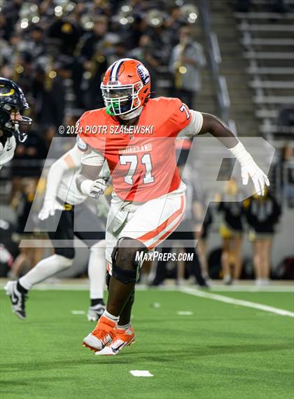 Thumbnail 2 in Klein Oak vs Bridgeland (UIL 6A D1 Football Bi-District) photogallery.