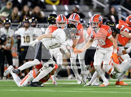 Thumbnail 3 in Klein Oak vs Bridgeland (UIL 6A D1 Football Bi-District) photogallery.